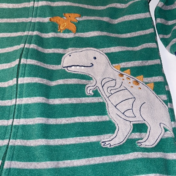 Carter’s one piece zip footie with dinosaur appliqué 18 months - Picture 2 of 4